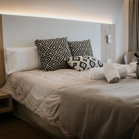 Flacalco & Aparthotel 3*